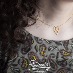 گردنبند زنانه-گردنبند طرح مثلث- طرح مثلث- گردنبند مربعی- گردنبند دستساز- گردنبند لوزی- ساخت یکروزه-