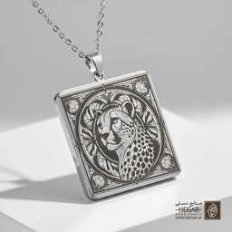 گردنبند طرح پرتره چیتا در قاب (حکاکی لیزری فایبر، مدل قاب مربع) کد 500550