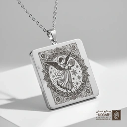 گردنبند طرح فرشته کریسمس مینیاتوری (حکاکی لیزری فایبر، مدل قاب مربع) کد 500616