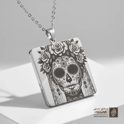 گردنبند طرح اسکلت مکزیکی (Sugar Skull) (حکاکی لیزری فایبر، مدل قاب مربع) کد 500876