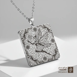 گردنبند طرح پری در حال پرواز (حکاکی لیزری فایبر، مدل قاب مربع) کد 501176