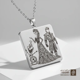گردنبند طرح گروهی انیمیشن فروزن (حکاکی لیزری فایبر، مدل قاب مربع) کد 501362