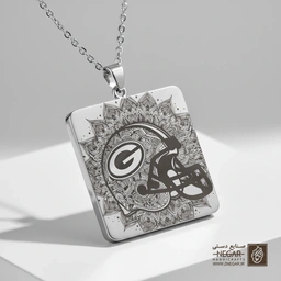 گردنبند طرح لوگو Green Bay Packers (حکاکی لیزری فایبر، مدل قاب مربع) کد 501543