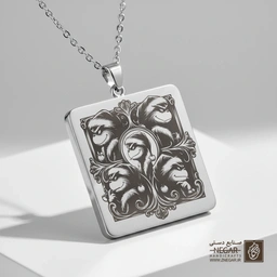 گردنبند طرح چهره خندان گرینچ (حکاکی لیزری فایبر، مدل قاب مربع) کد 501552