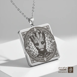 گردنبند طرح سر گروت با جزئیات بالا (حکاکی لیزری فایبر، مدل قاب مربع) کد 501575