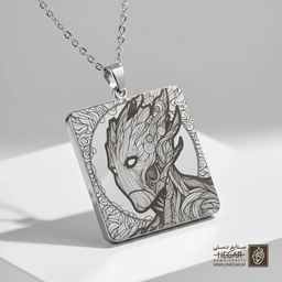 گردنبند طرح نیم‌رخ گروت مدرن (حکاکی لیزری فایبر، مدل قاب مربع) کد 501579
