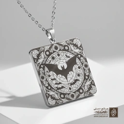 گردنبند طرح خفاش هالووین (قاب دایره) (حکاکی لیزری فایبر، مدل قاب مربع) کد 501588
