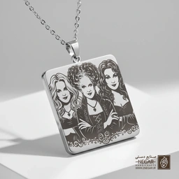 گردنبند طرح خواهران ساندرسون (حکاکی لیزری فایبر، مدل قاب مربع) کد 501860