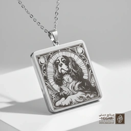 گردنبند طرح سگ کینگ چارلز نشسته (حکاکی لیزری فایبر، مدل قاب مربع) کد 502044