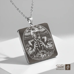 گردنبند طرح پرتره هنری پتریوتز (حکاکی لیزری فایبر، مدل قاب مربع) کد 502431