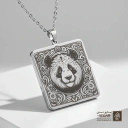 گردنبند طرح پرتره پاندا در اسلیمی (حکاکی لیزری فایبر، مدل قاب مربع) کد 502542