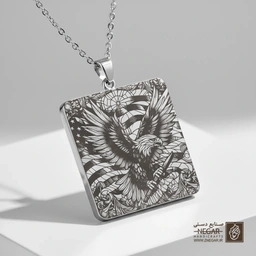 گردنبند طرح جمجمه و عقاب در آسمان شب (حکاکی لیزری فایبر، مدل قاب مربع) کد 503026