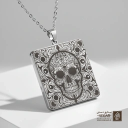 گردنبند طرح جمجمه در هاله گل و بوته (حکاکی لیزری فایبر، مدل قاب مربع) کد 503071
