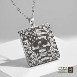 گردنبند طرح جمجمه مدرن با نقاب ستارگان (حکاکی لیزری فایبر، مدل قاب مربع) کد 503079