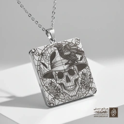 گردنبند طرح جمجمه و کلاغ (سبک ادگار آلن پو) (حکاکی لیزری فایبر، مدل قاب مربع) کد 503086