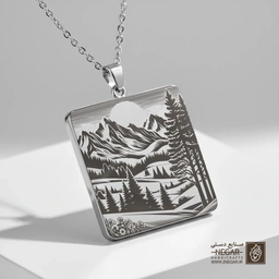 گردنبند طرح قله برفی و خورشید درخشان (حکاکی لیزری فایبر، مدل قاب مربع) کد 503153