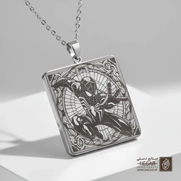 گردنبند طرح مرد عنکبوتی در تار (Spider-Man) (حکاکی لیزری فایبر، مدل قاب مربع) کد 503207