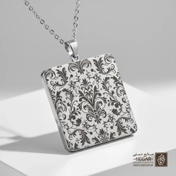 گردنبند طرح پترن کلاسیک داماسک و گل (حکاکی لیزری فایبر، مدل قاب مربع) کد 503422