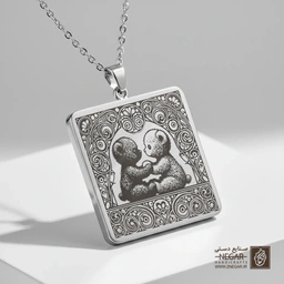 گردنبند طرح خرس‌های تدی مهربان در قاب اسلیمی (حکاکی لیزری فایبر، مدل قاب مربع) کد 503501