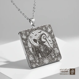 گردنبند طرح جادوگر و ماه شب (حکاکی لیزری فایبر، مدل قاب مربع) کد 503853