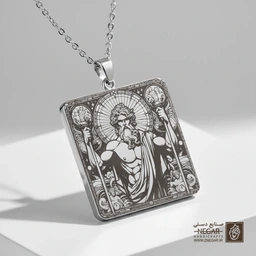 گردنبند طرح زئوس با عصای قدرت  (حکاکی لیزری فایبر، مدل قاب مربع) کد 503985