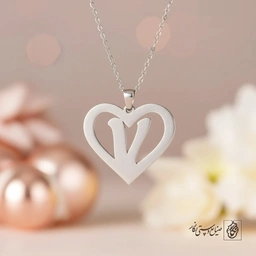 گردنبند حرف V داخل قلب کد 7143