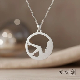 گردنبند دایره‌ای طرح دختر کد 8117