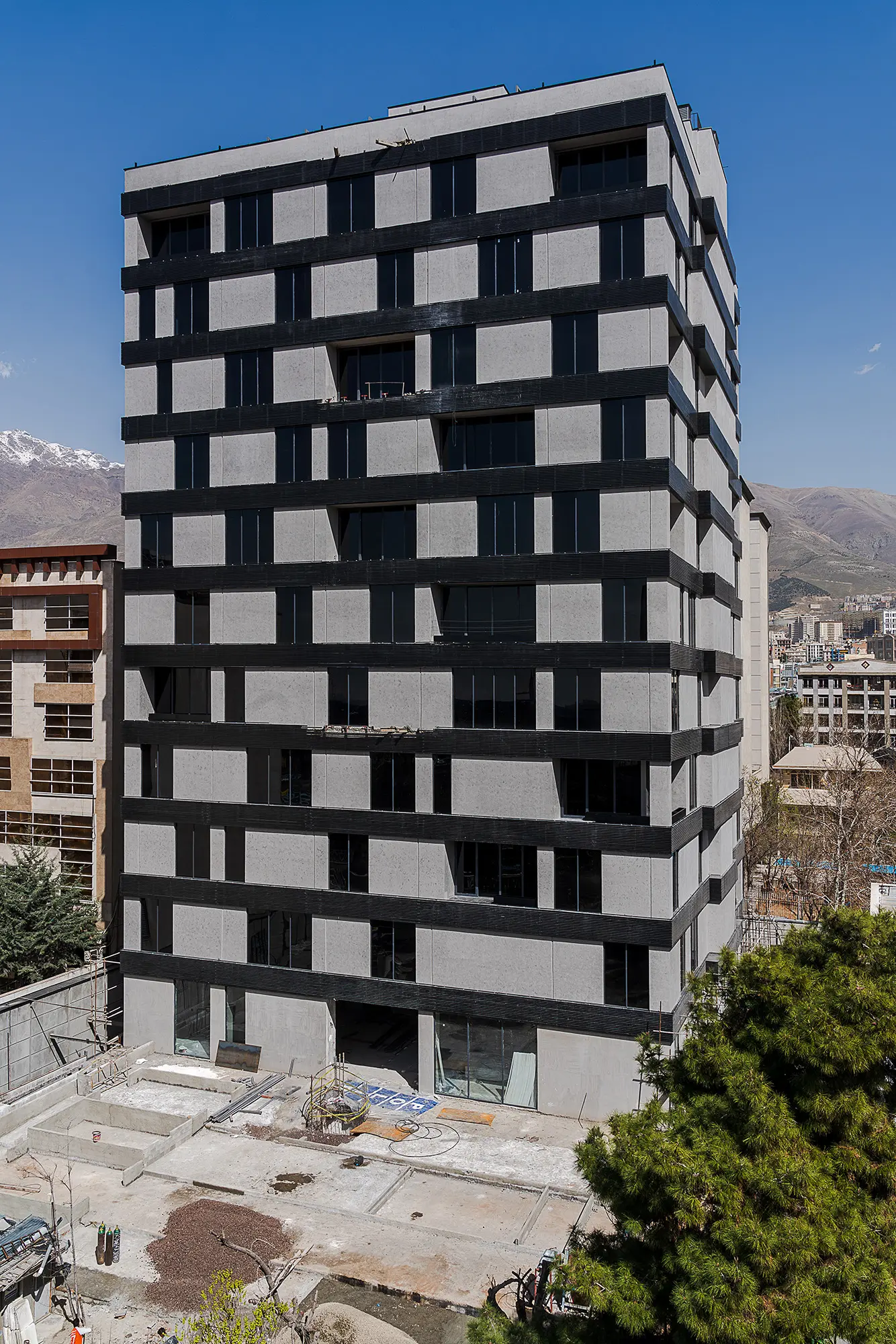 نما مدرن میکروسمنت - نما سیمانی - اجرا نما سیمانی - نما شسته - شسته کاری  نمای مدرن سیمانی - نما سیمانی - شسته کاری - نما شسته - نما سیمانی ساری - میکروسمنت ساری ساری