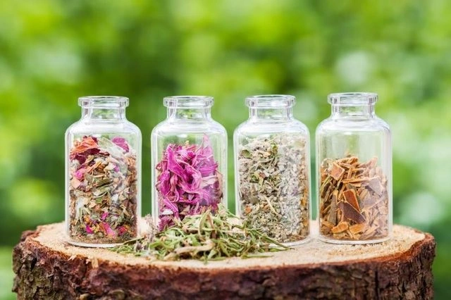 عطر ها از چه ترکیباتی تشکیل شده اند؟