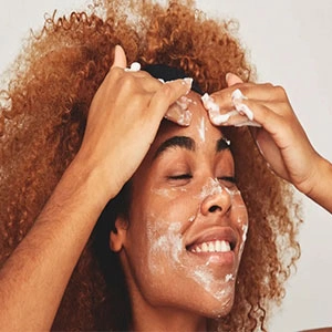 نحوه انتخاب بهترین شوینده های پوست صورت