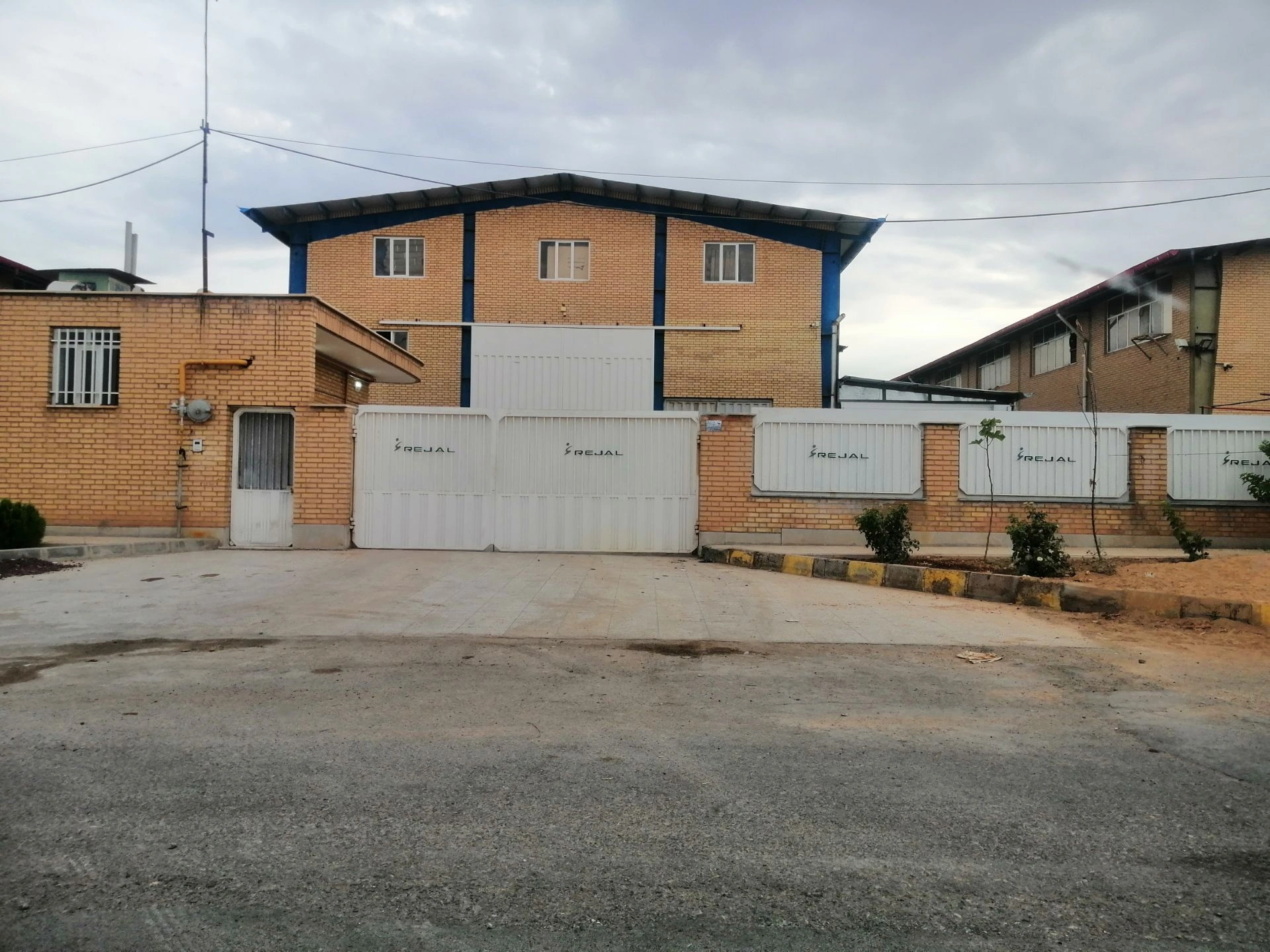 کانال تلگرام کارخانه رجال